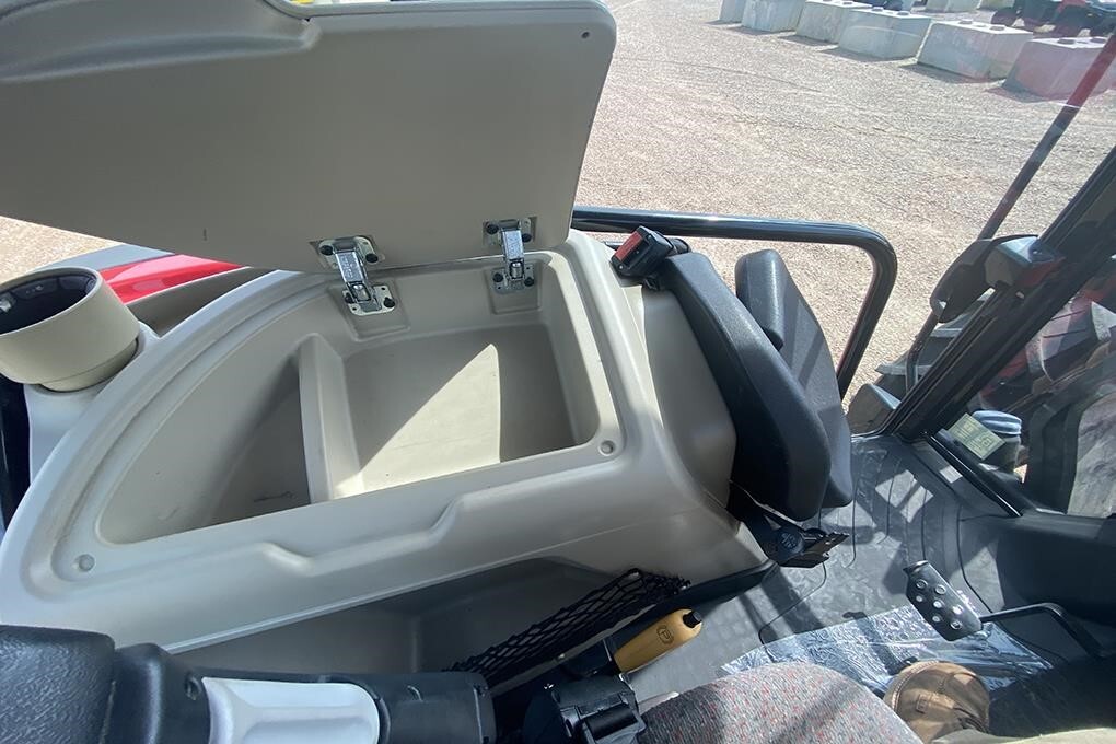 2019 Massey Ferguson 4710 Tractor