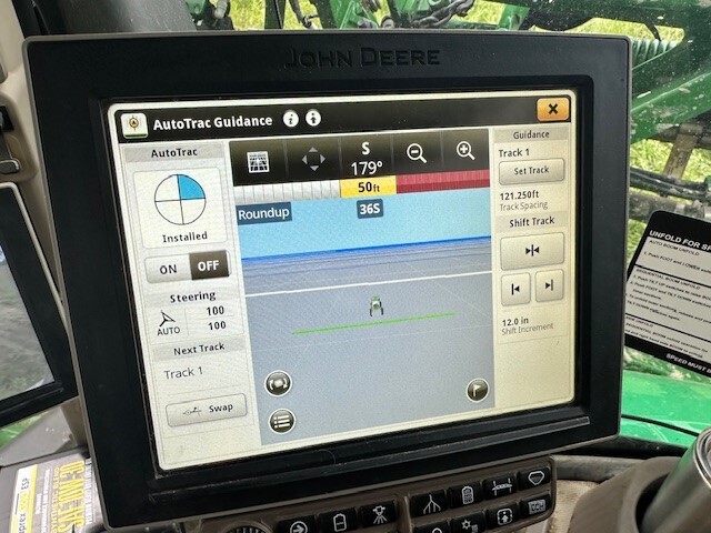 2021 John Deere R4044 Self-Propelled Sprayer