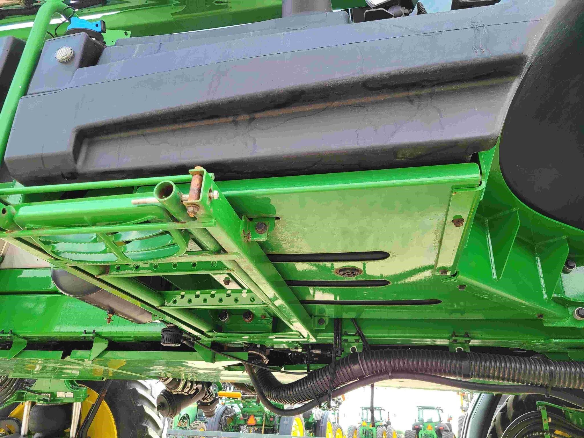 2022 John Deere 410R Self-Propelled Sprayer