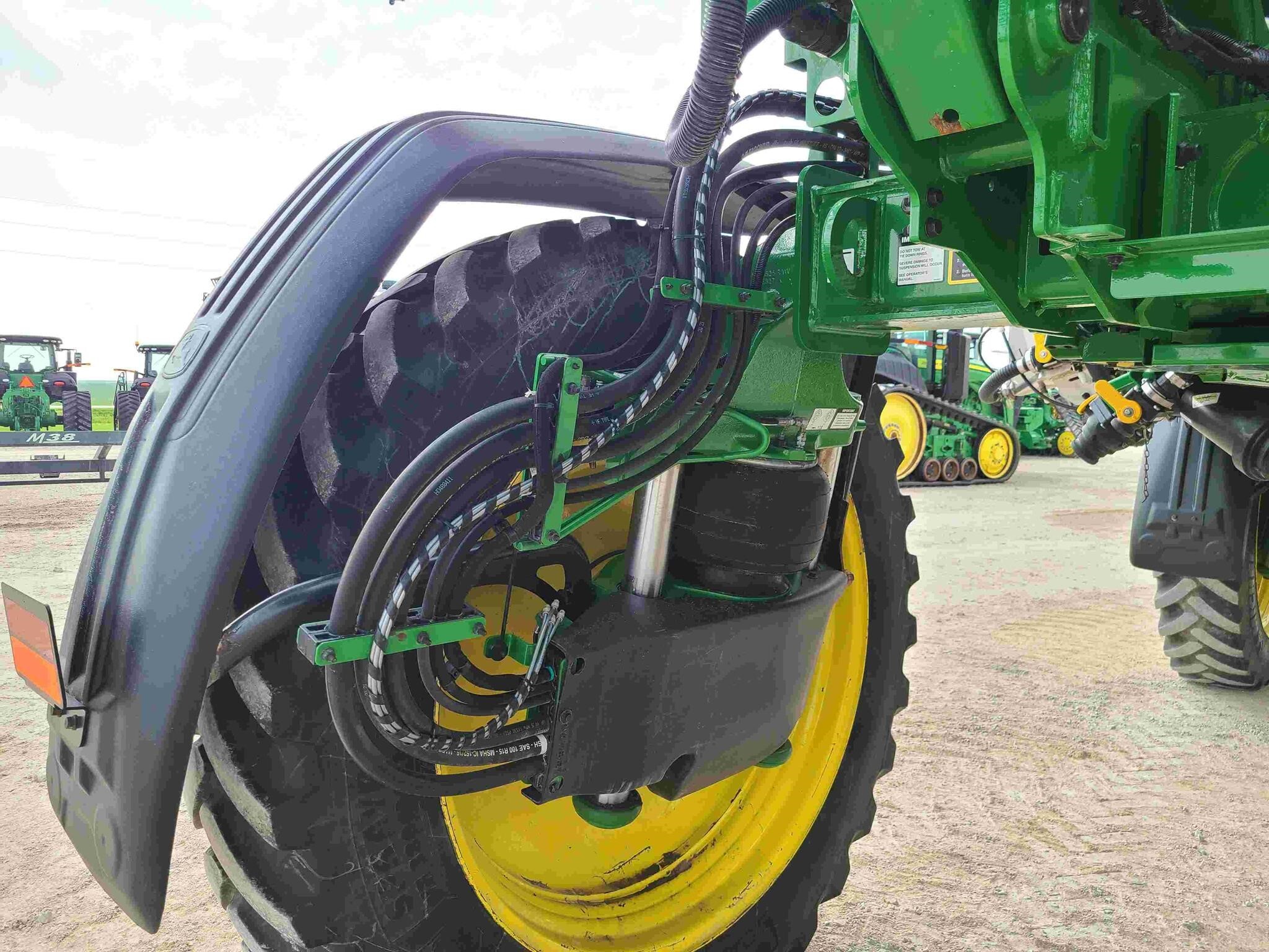 2022 John Deere 410R Self-Propelled Sprayer
