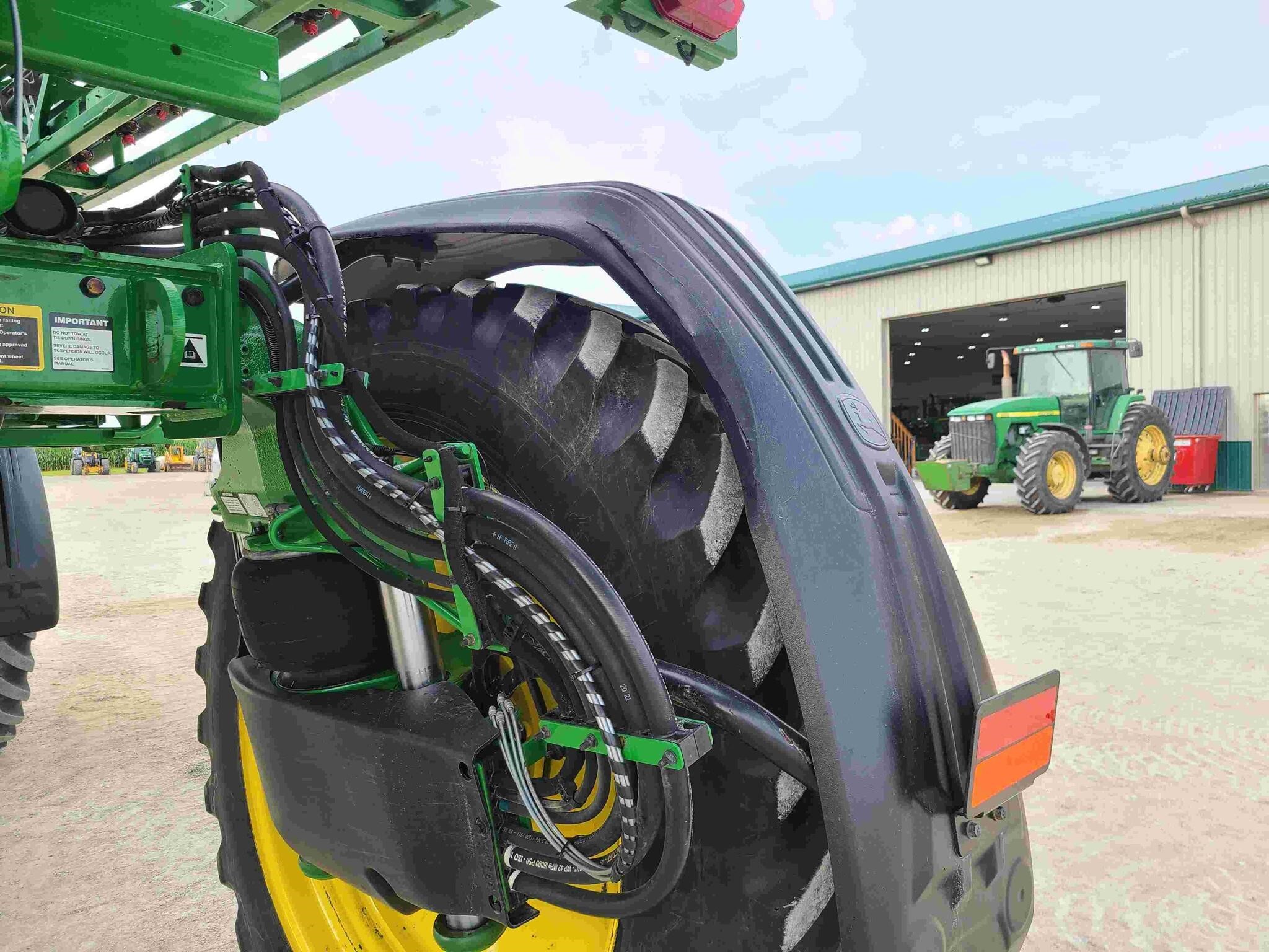2022 John Deere 410R Self-Propelled Sprayer