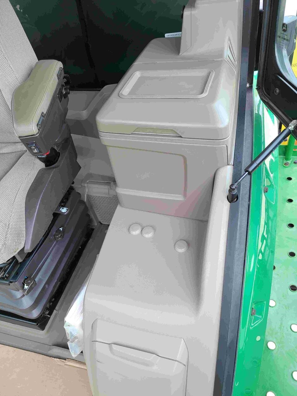 2022 John Deere 410R Self-Propelled Sprayer