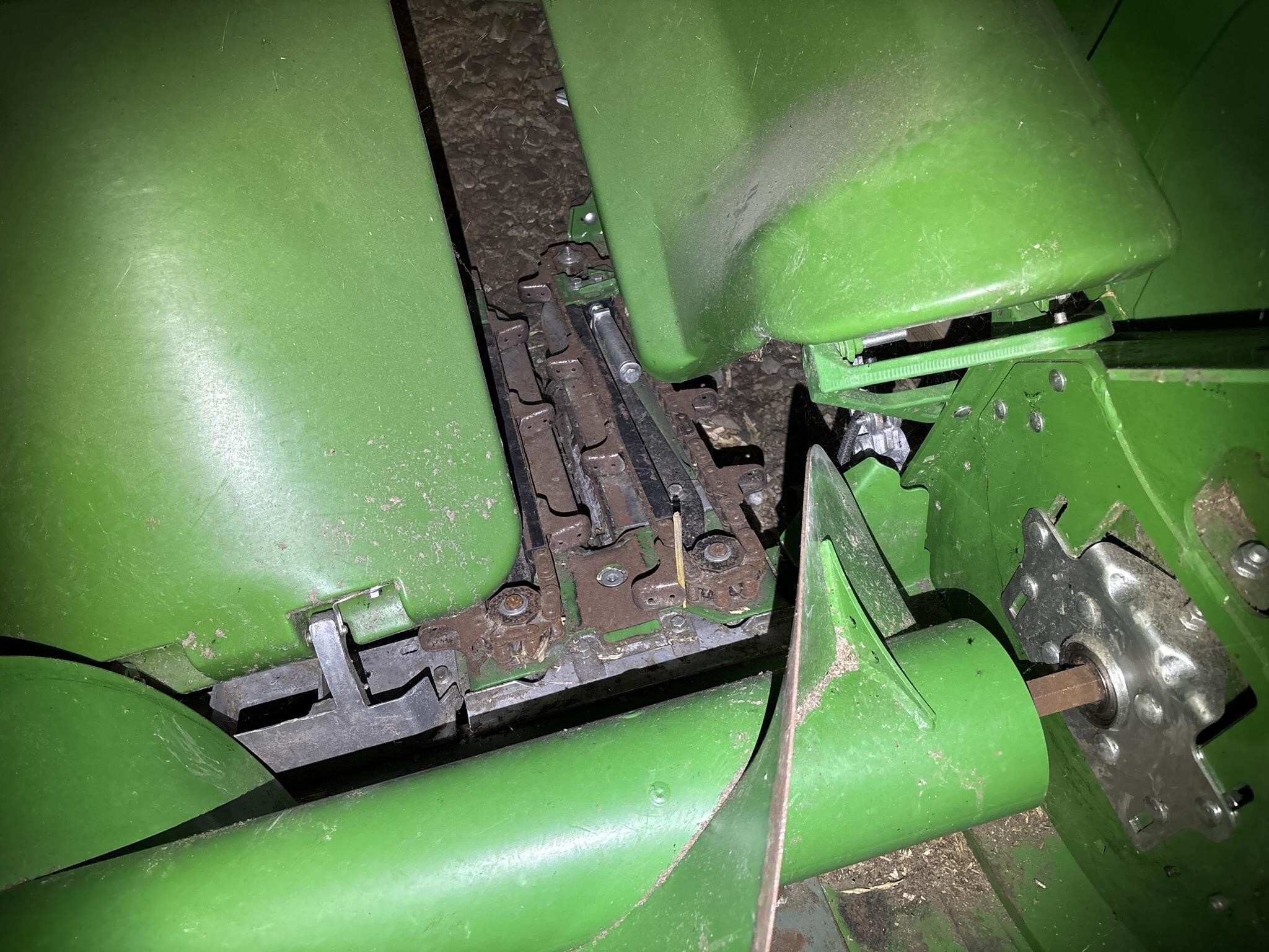 2024 John Deere C6R Corn Head