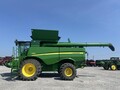 2014 John Deere S680 Combine