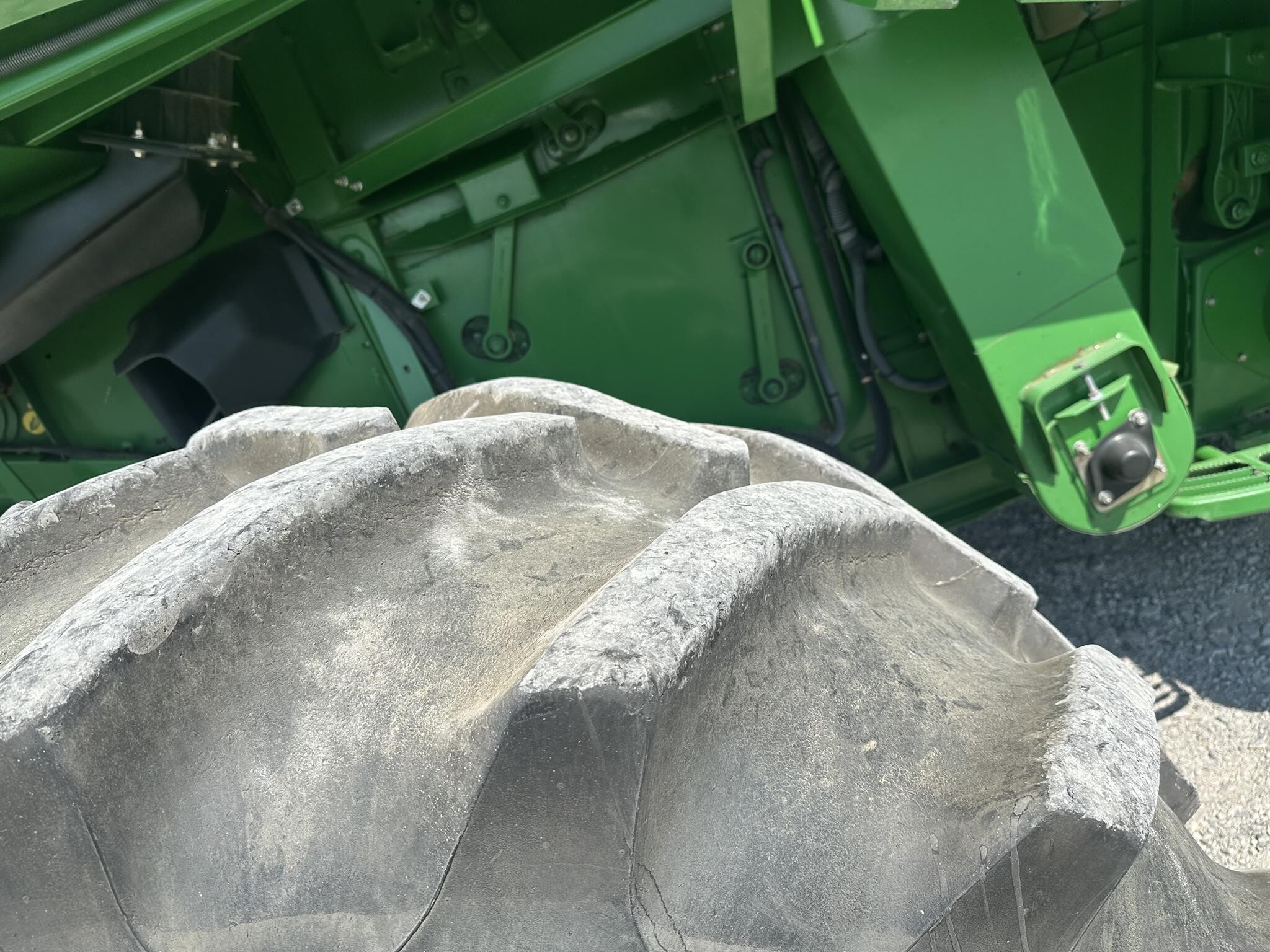 2014 John Deere S680 Combine