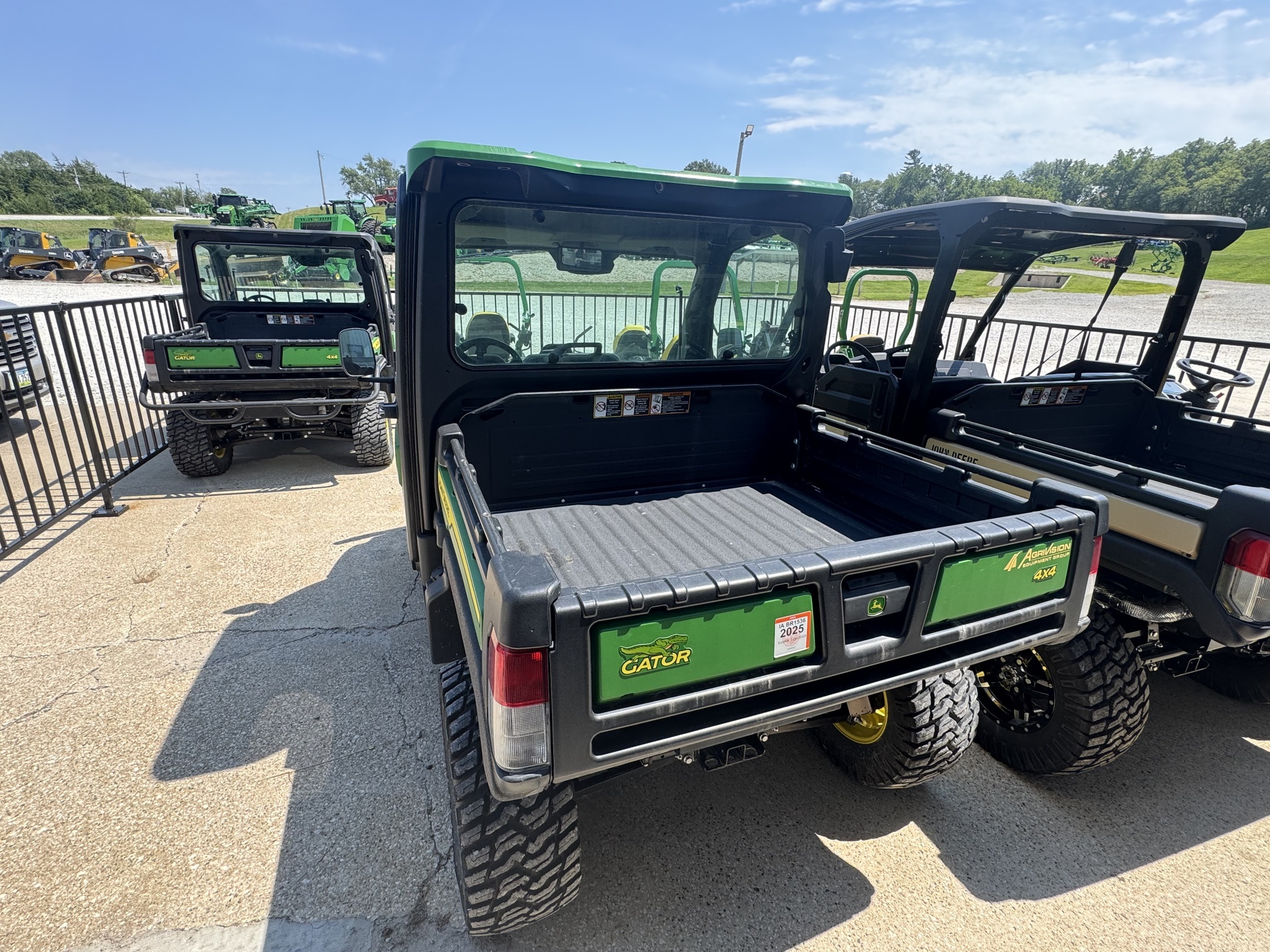 2023 John Deere XUV835R ATVs and Utility Vehicle