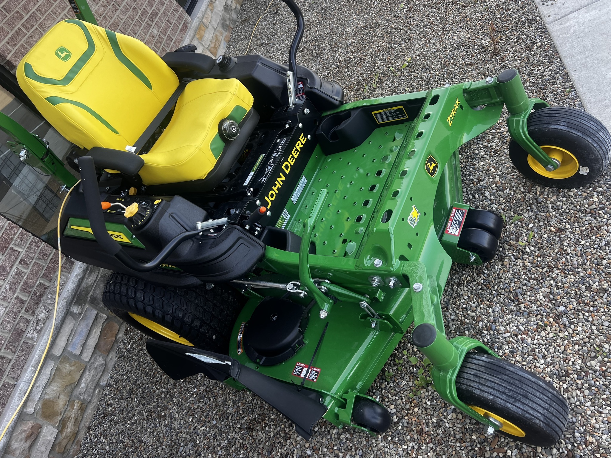 2025 John Deere Z930M Lawn Mower