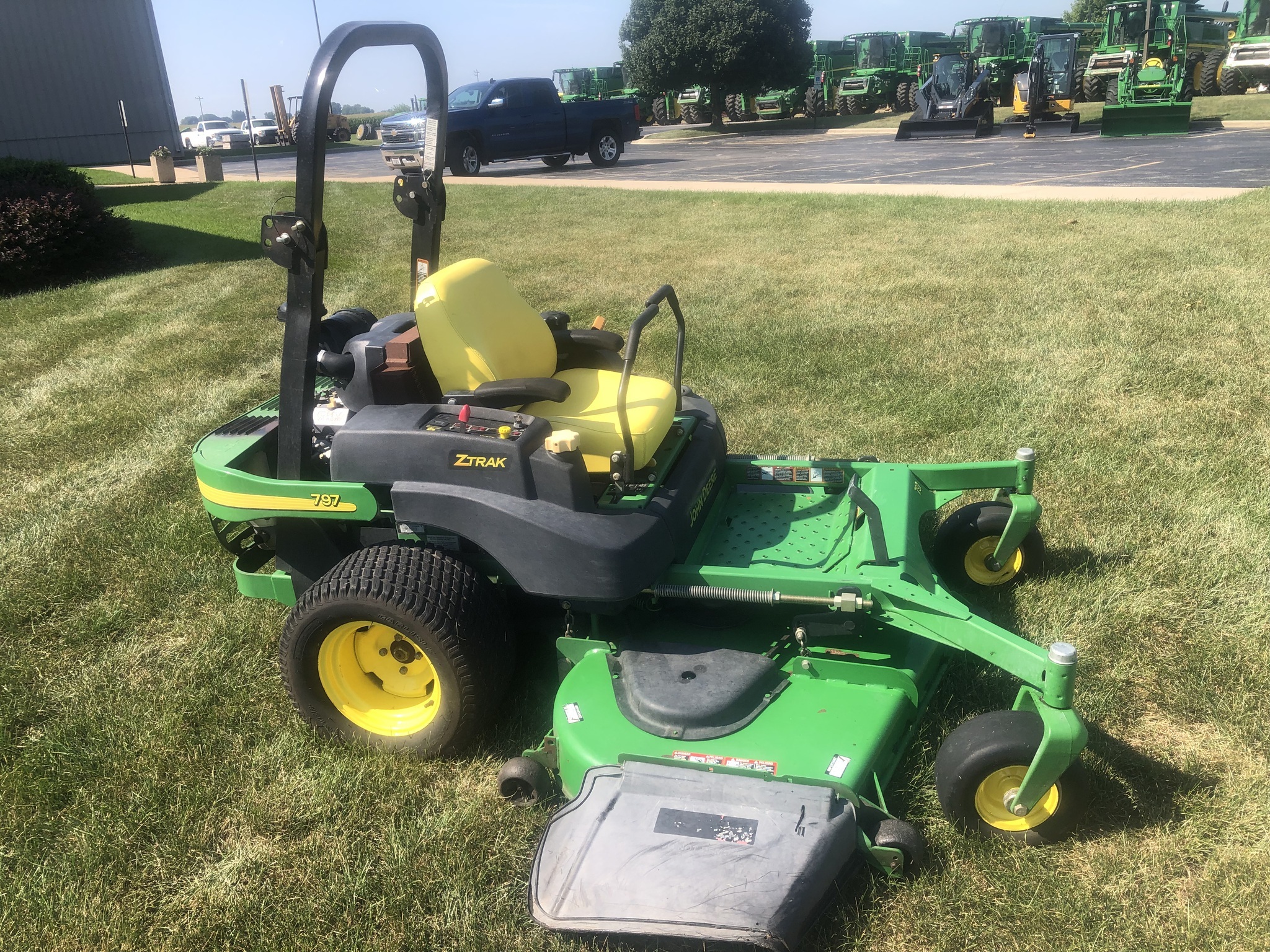 2007 John Deere 797 Lawn Mower