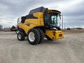 2024 New Holland CR7.90 Combine