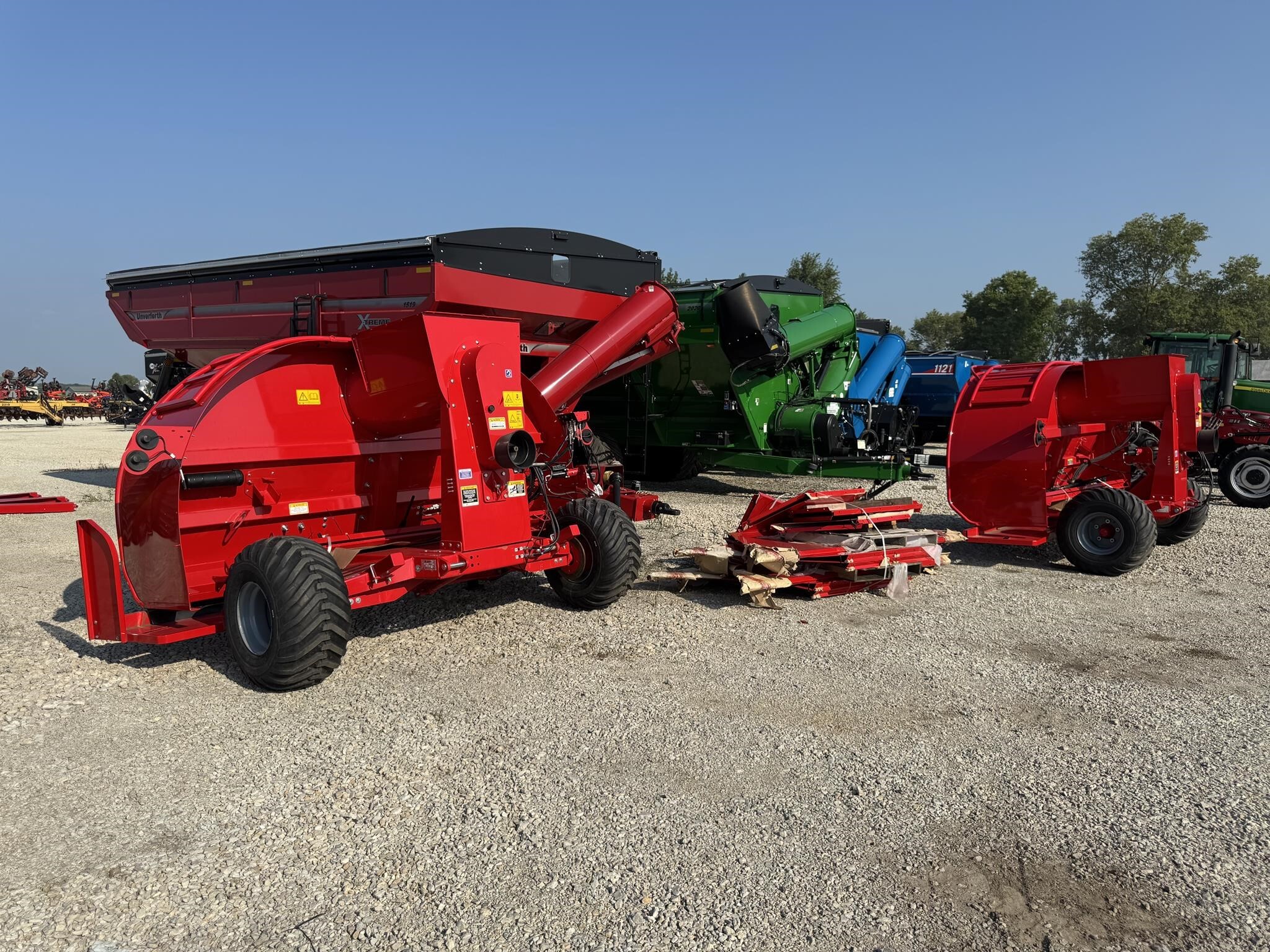  Akron GTT5010 Grain Bagger
