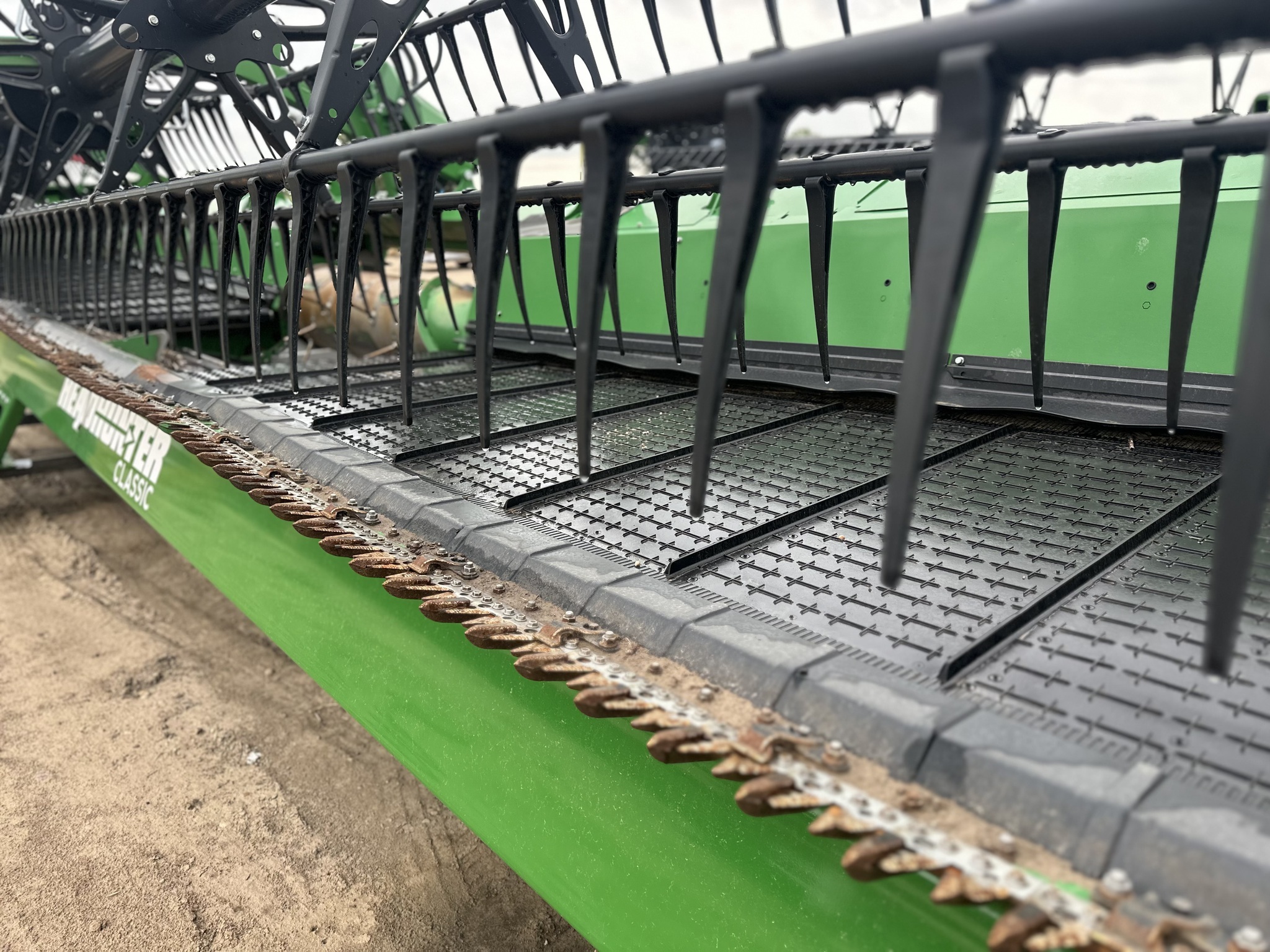 2022 John Deere HD35F Platform