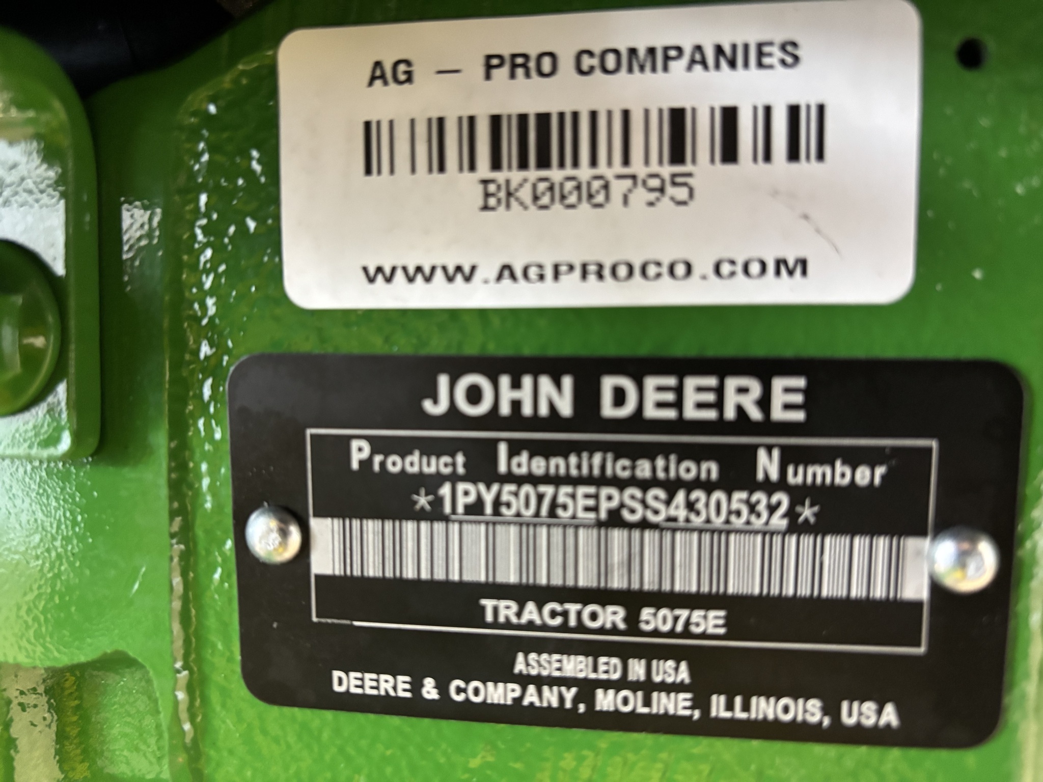 2025 John Deere 5075E Tractor