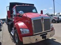 2017 Kenworth T880 Semi Trucks/Trailer