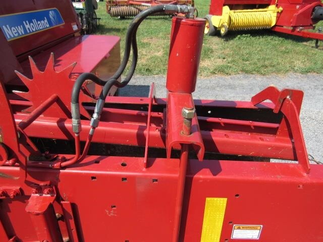 2016 New Holland BC5070 Small Square Baler