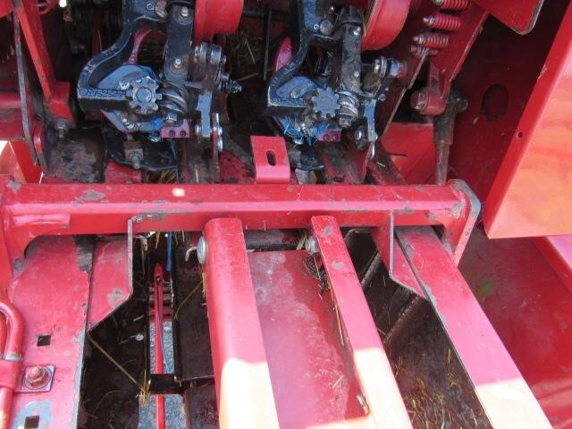 2016 New Holland BC5070 Small Square Baler