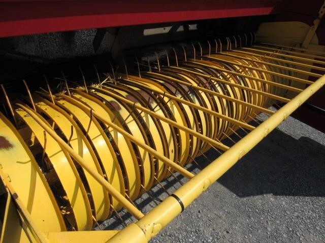 2016 New Holland BC5070 Small Square Baler