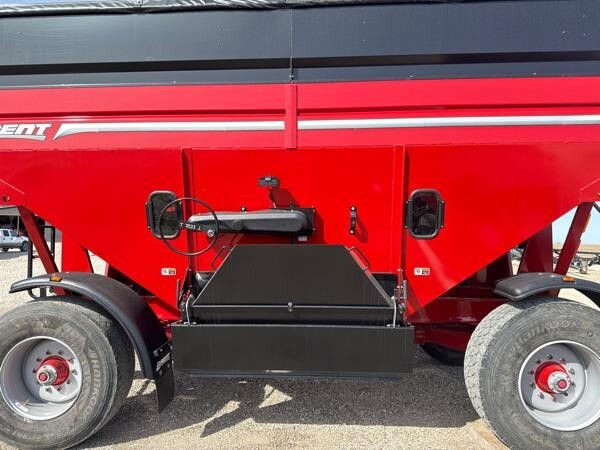 2025 Brent 657 Gravity Wagon
