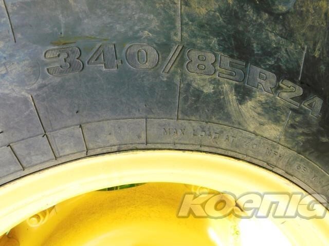 2022 John Deere 6120E Tractor