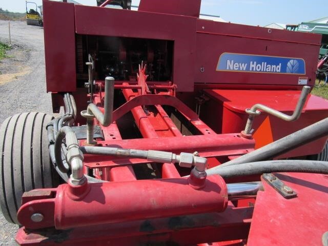 2011 New Holland BC5060 Small Square Baler
