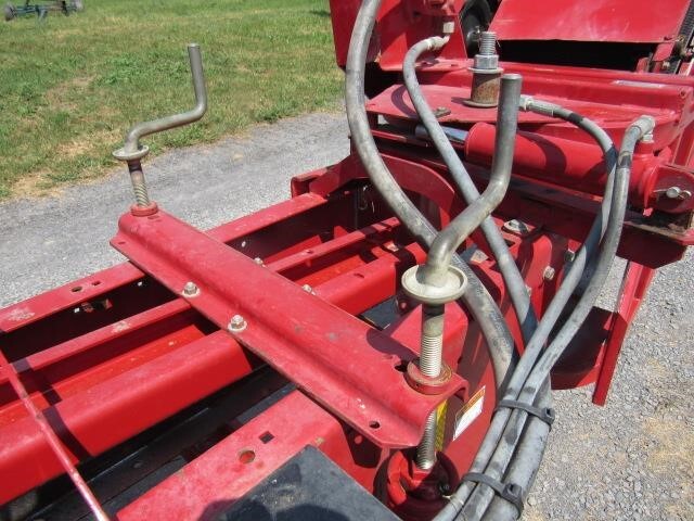 2011 New Holland BC5060 Small Square Baler