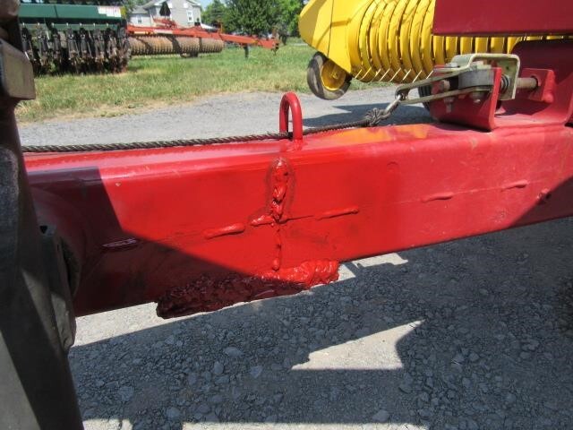 2011 New Holland BC5060 Small Square Baler