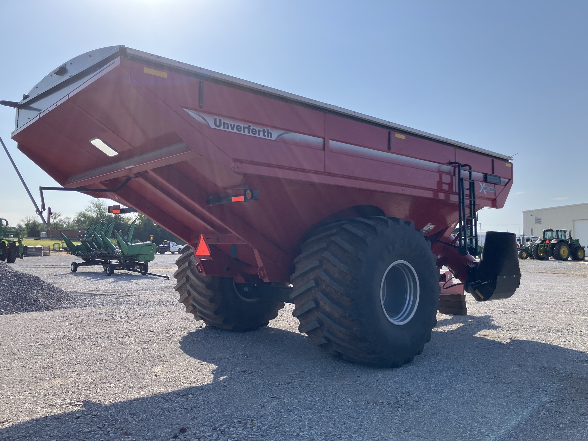 2023 Unverferth 1319 Grain Cart