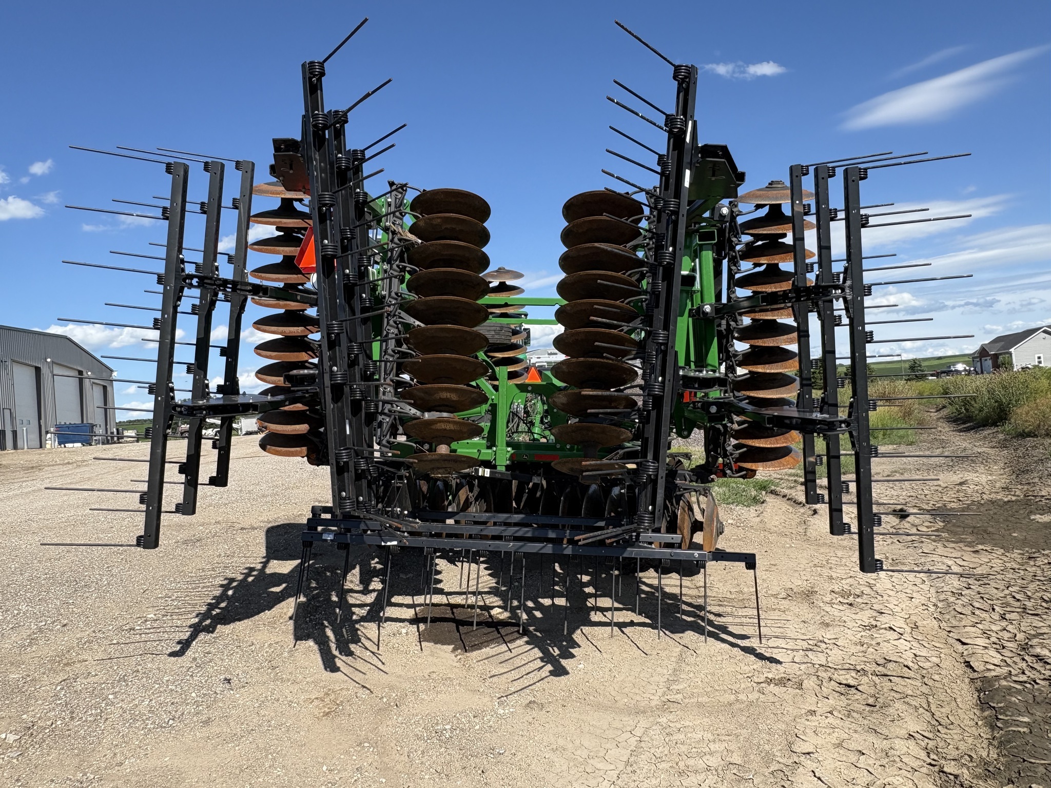 2022 John Deere 2633 Vertical Tillage