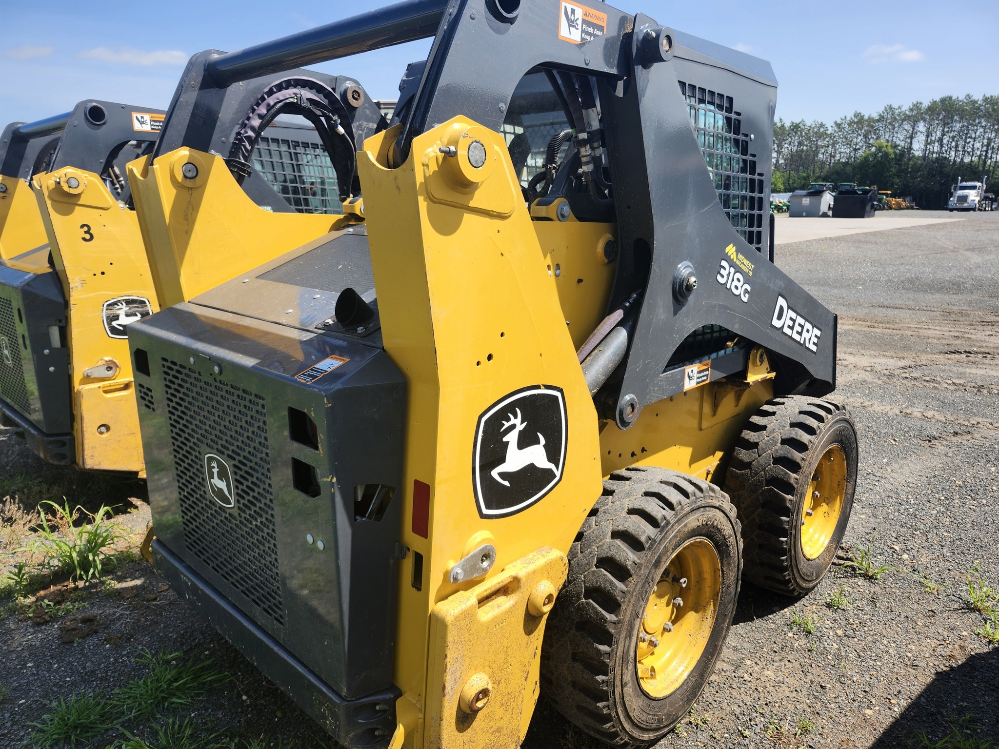 2022 Deere 318G Skid Steer