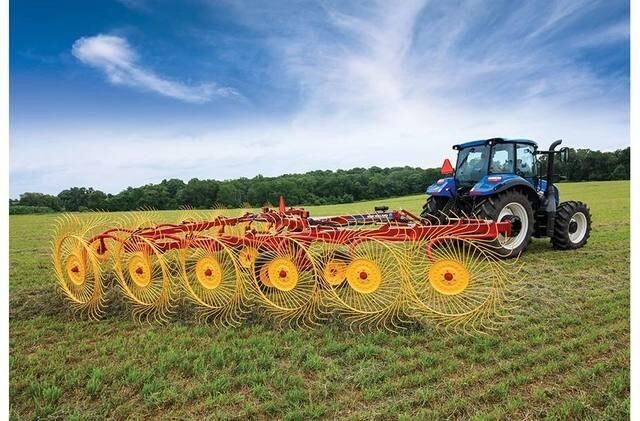 2023 New Holland 819 Rake