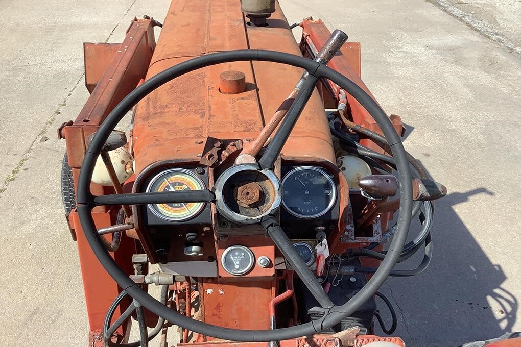 1963 International Harvester 706 Tractor