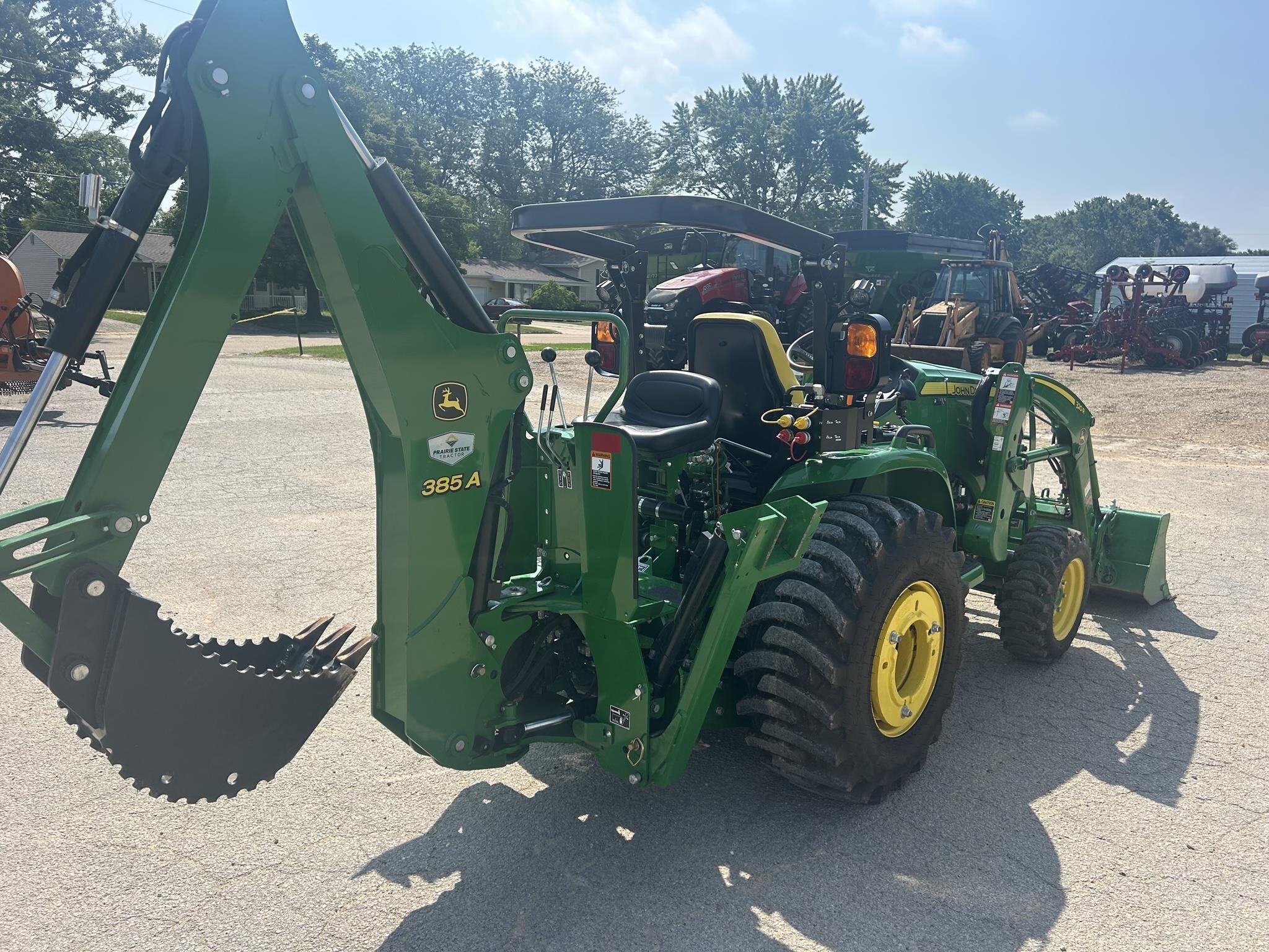 2020 John Deere 3046R Tractor