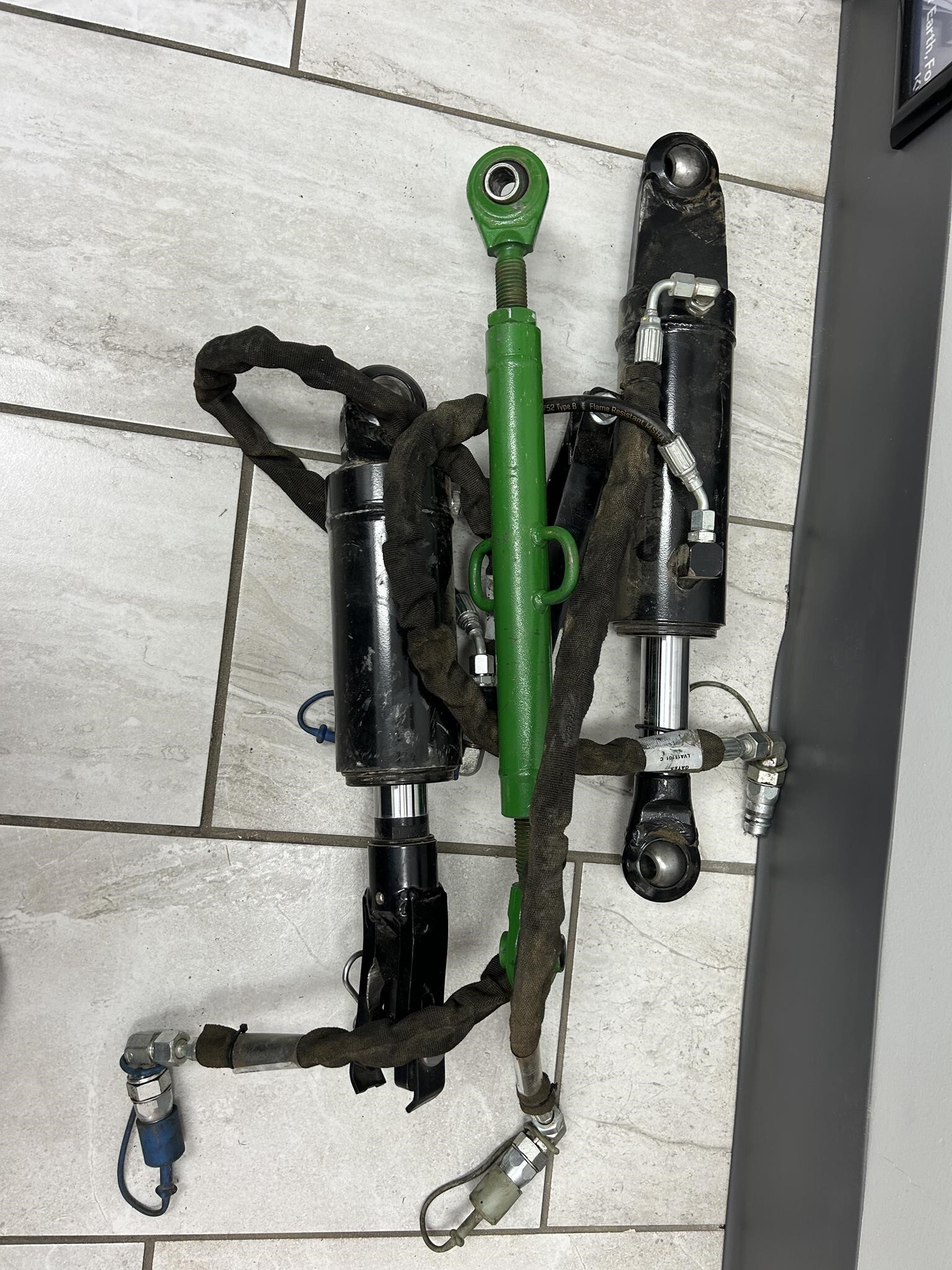 2020 John Deere 3046R Tractor