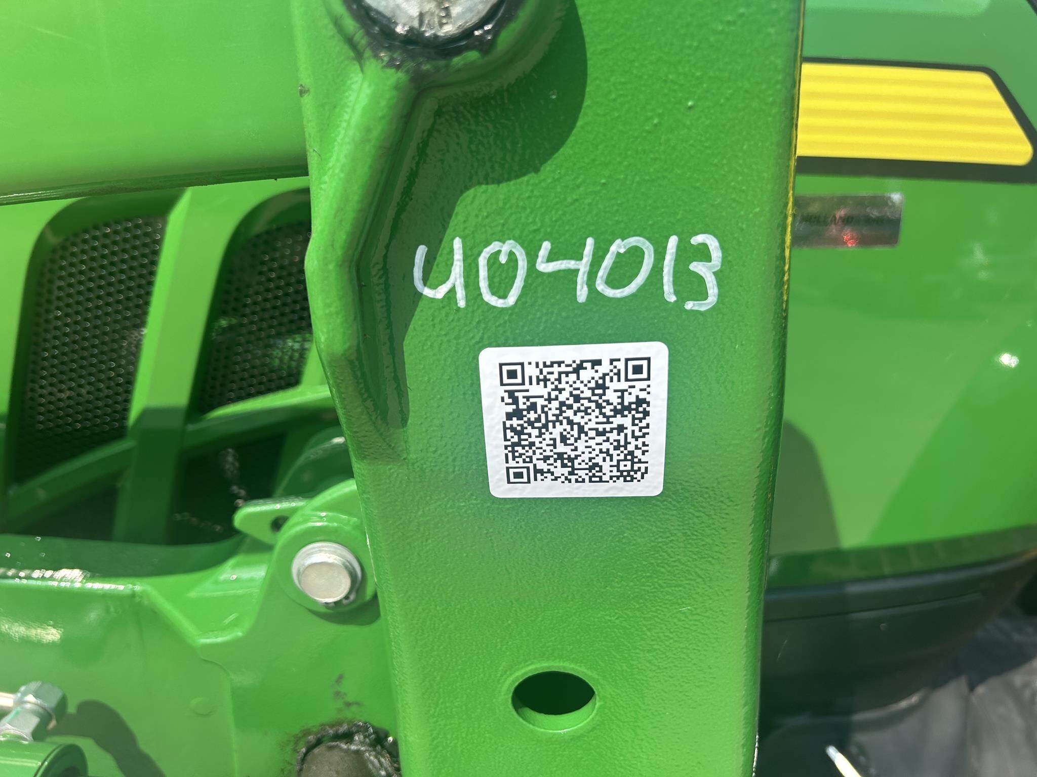 2020 John Deere 3046R Tractor