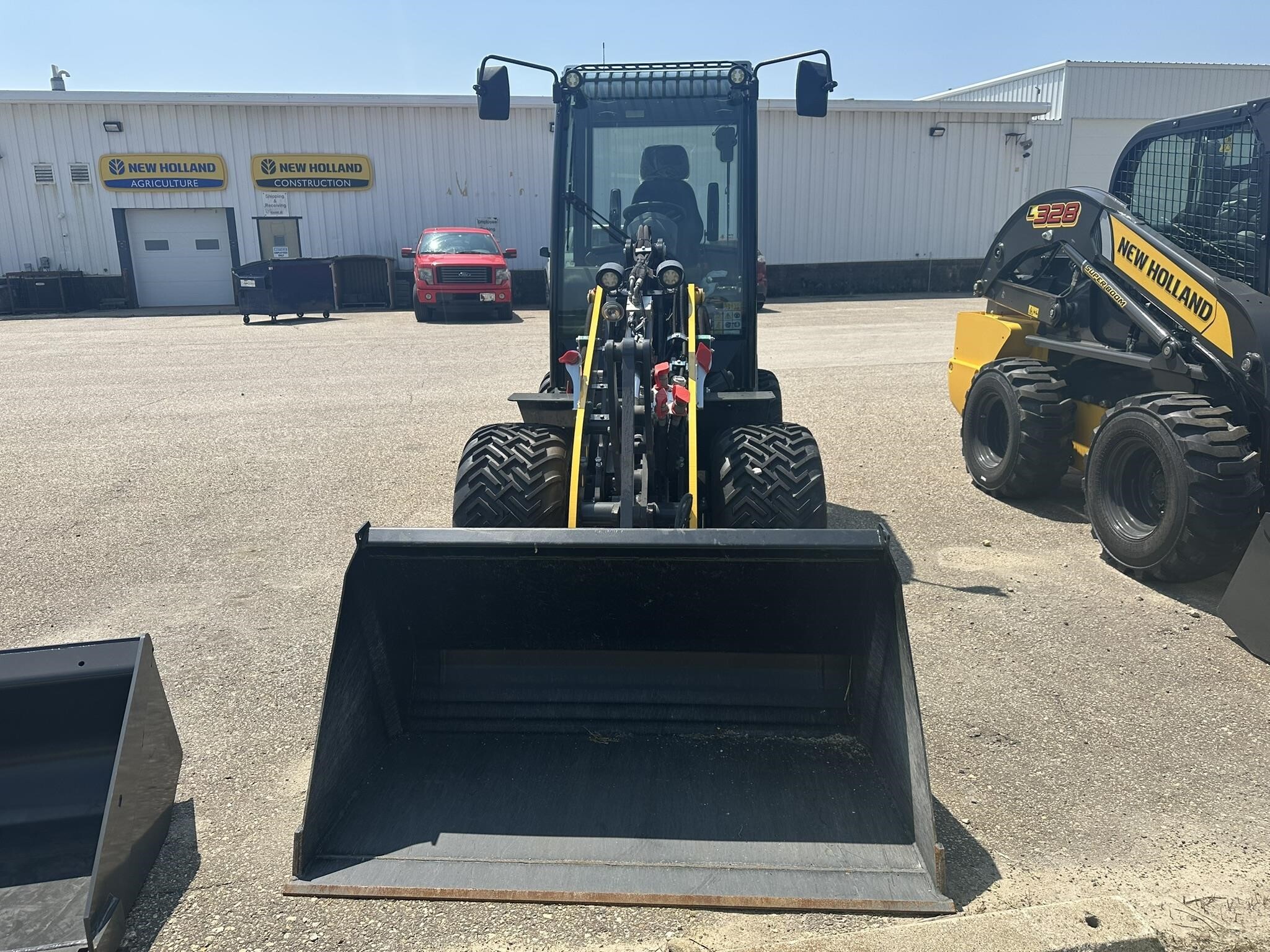 2025 New Holland ML27 Wheel Loader