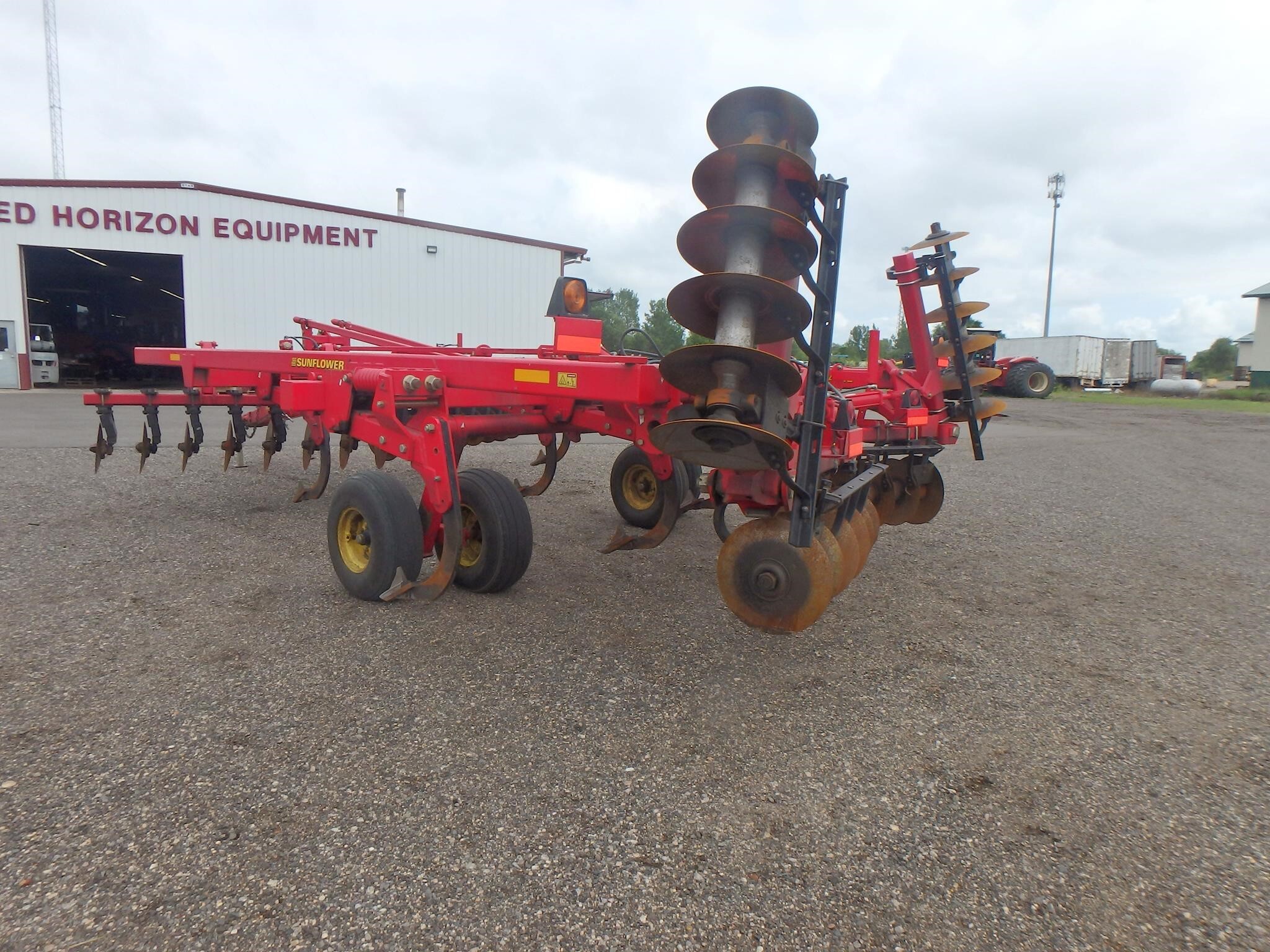 2010 Sunflower 4412-07 Disk Chisel - $13,500 | Machinery Pete