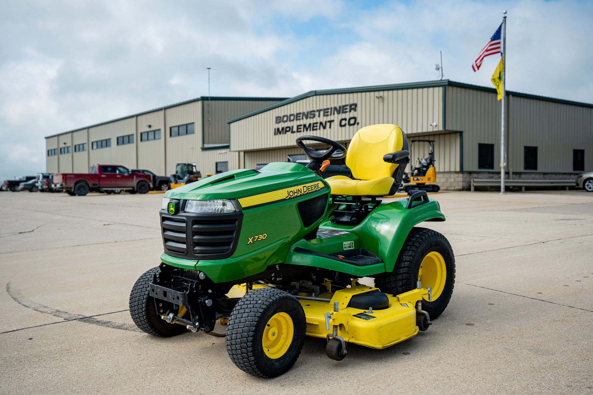 2018 John Deere X730 Lawn Mower