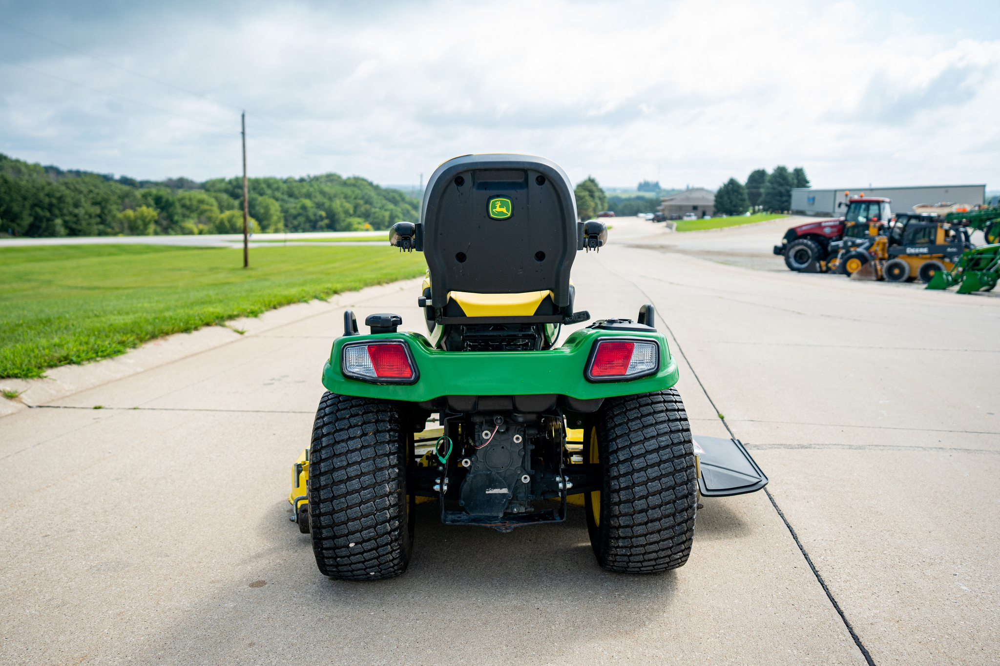 2018 John Deere X730 Lawn Mower