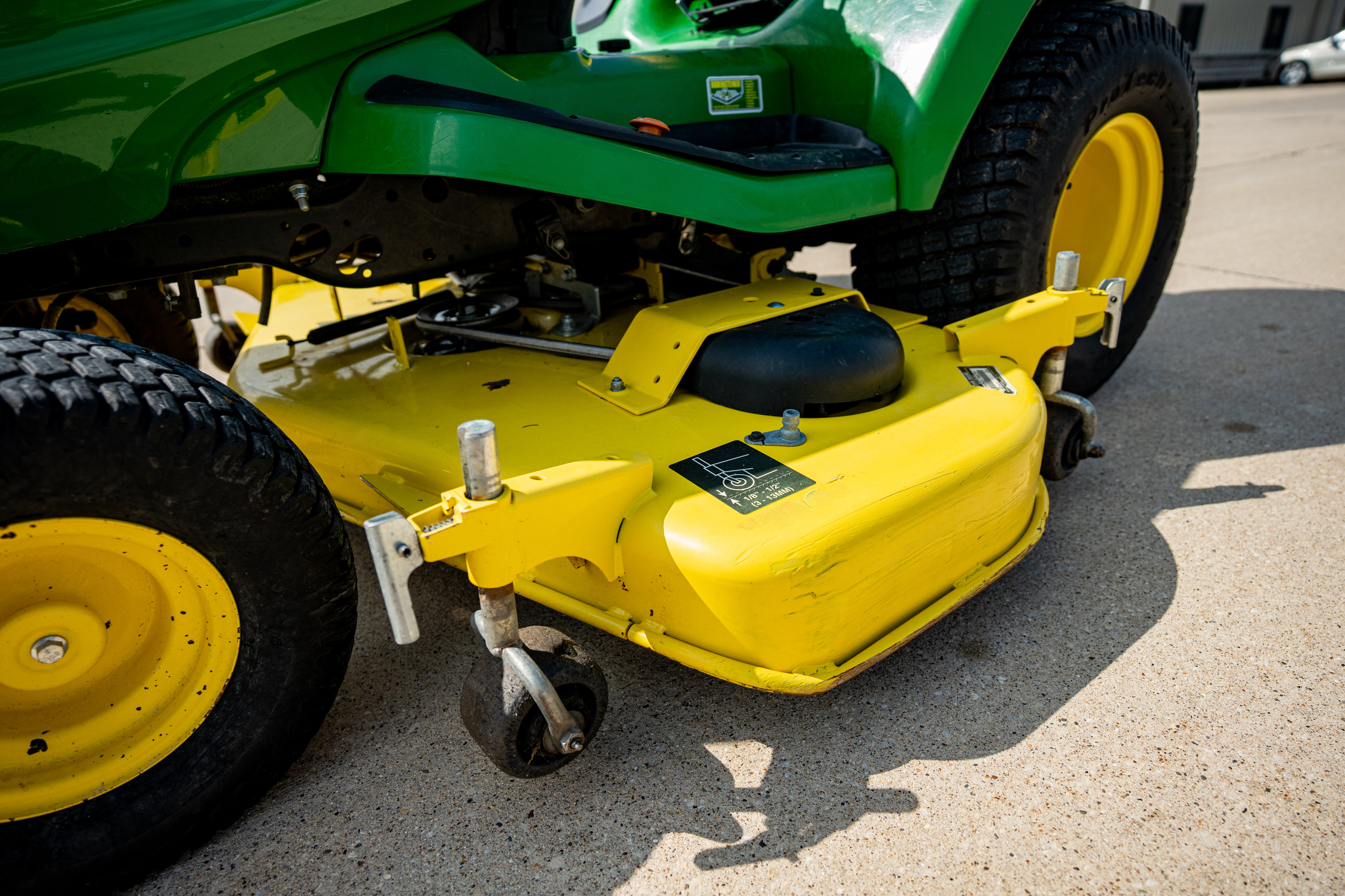 2018 John Deere X730 Lawn Mower