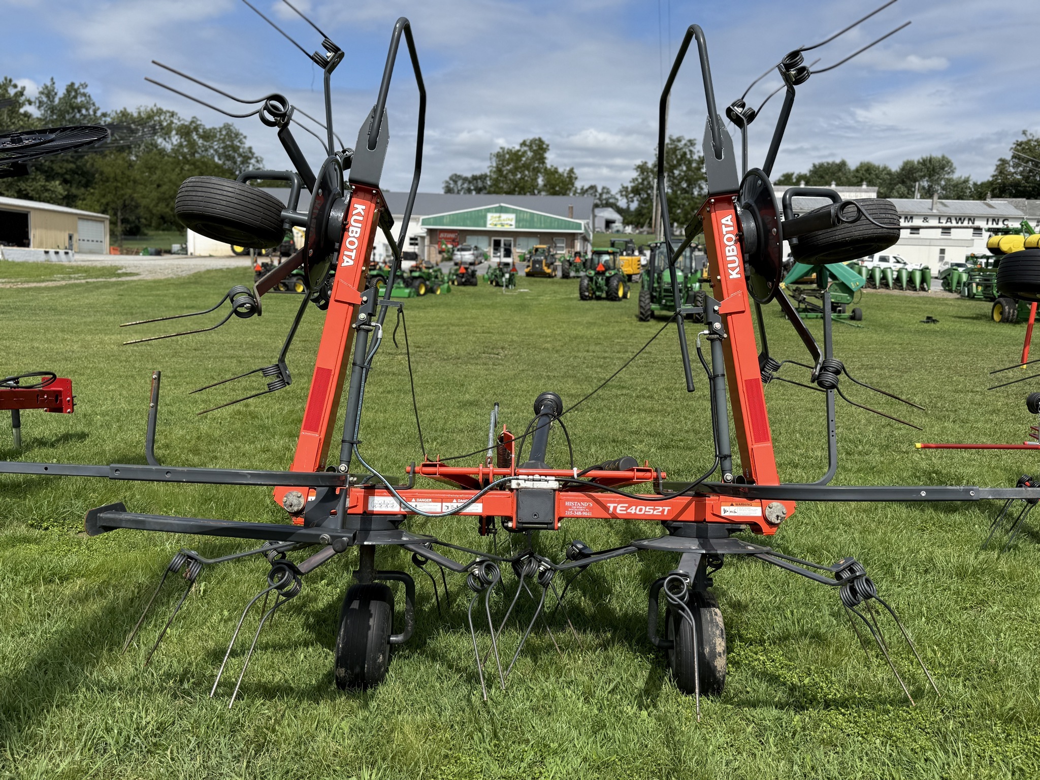 Kubota TE4052T Tedder