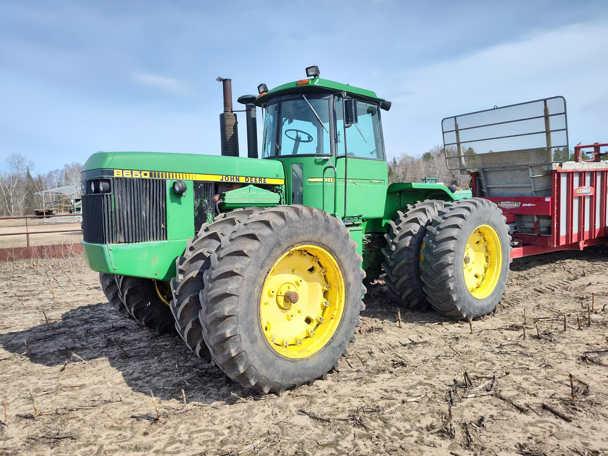 1983 John Deere 8650 Tractor