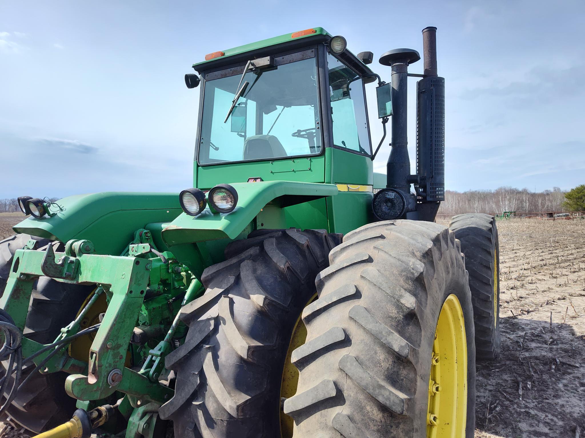 1983 John Deere 8650 Tractor
