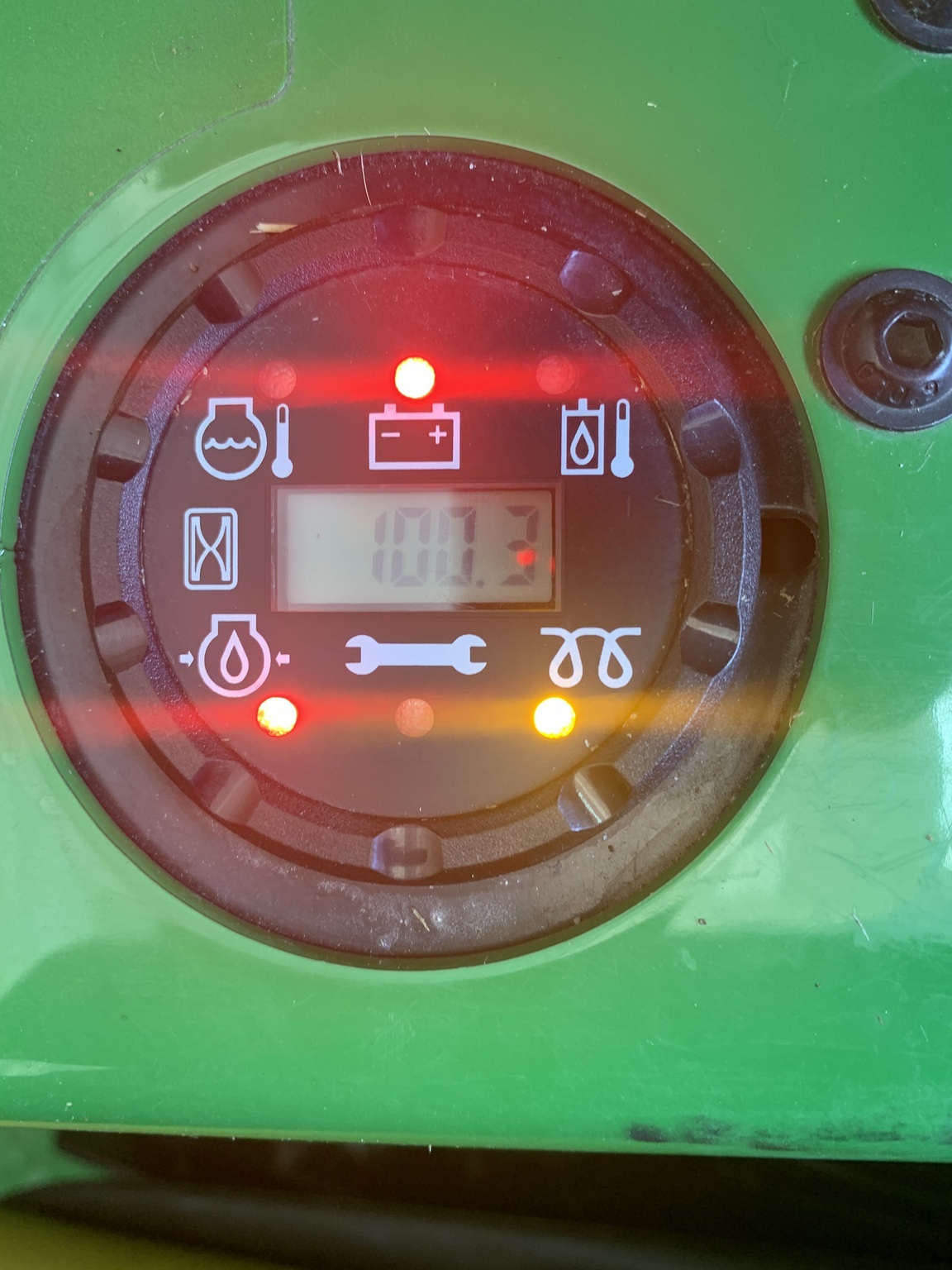 2016 John Deere 1550 Lawn Mower