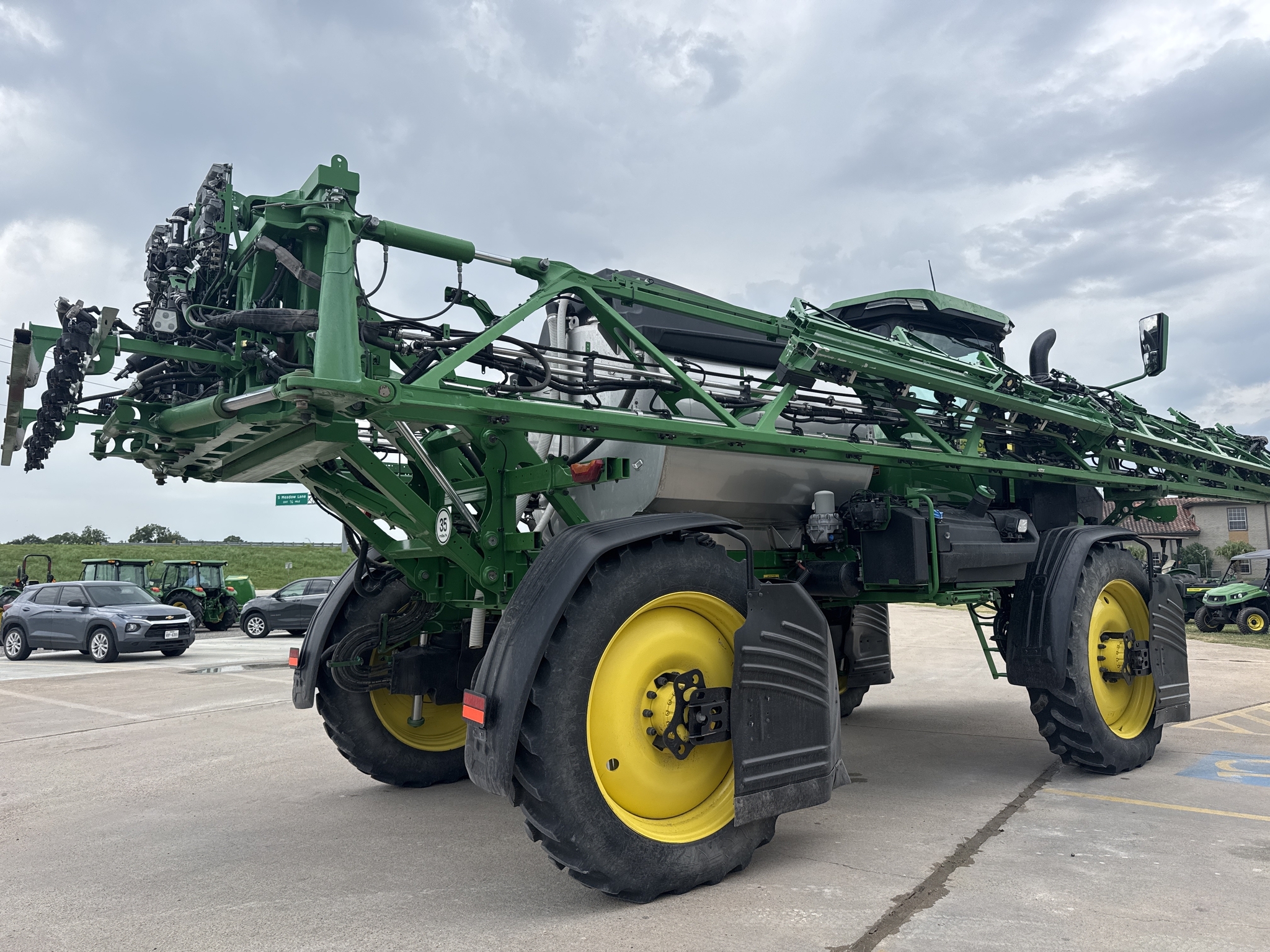 2023 John Deere 412R Self-Propelled Sprayer