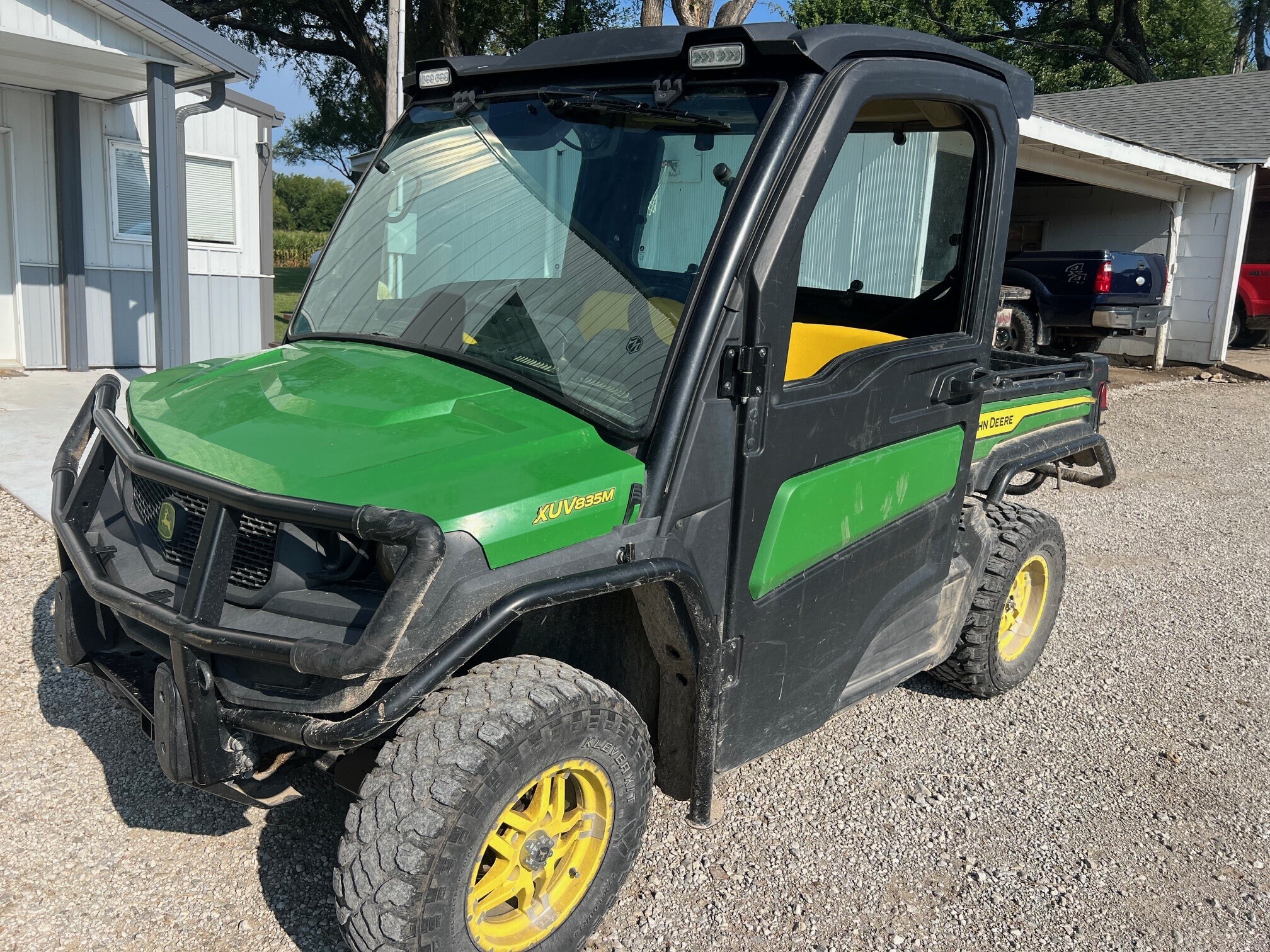 2021 John Deere XUV 835M ATVs and Utility Vehicle