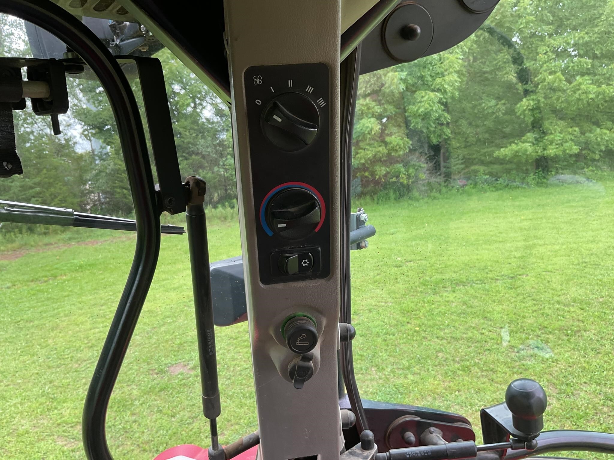 2017 Case IH Maxxum 125 Tractor