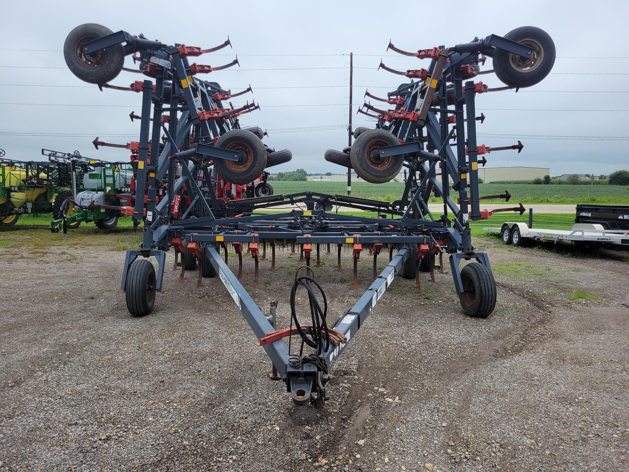  Flexi-Coil 820 Field Cultivator