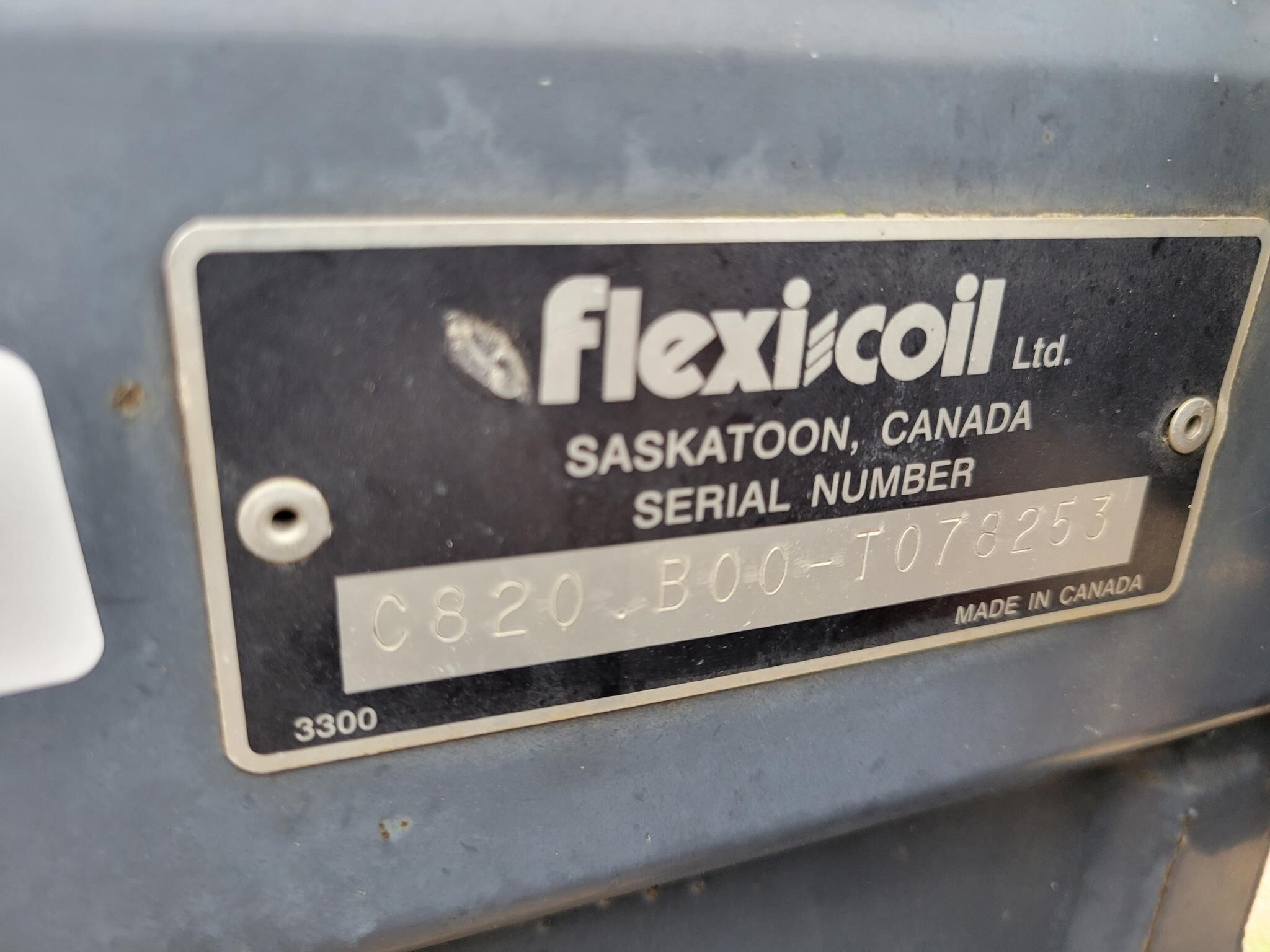  Flexi-Coil 820 Field Cultivator