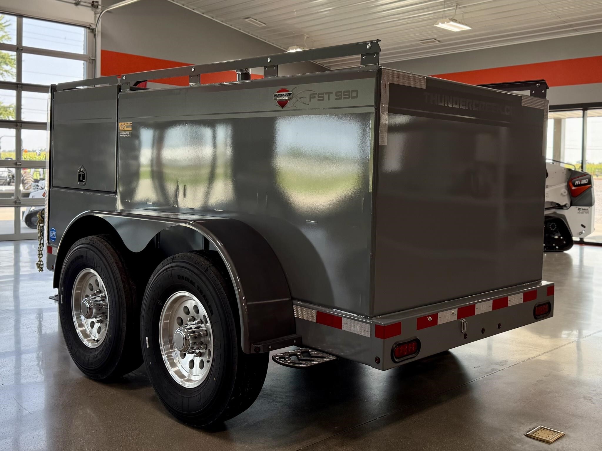 2025 Thunder Creek FST990 Fuel Trucks/Trailer