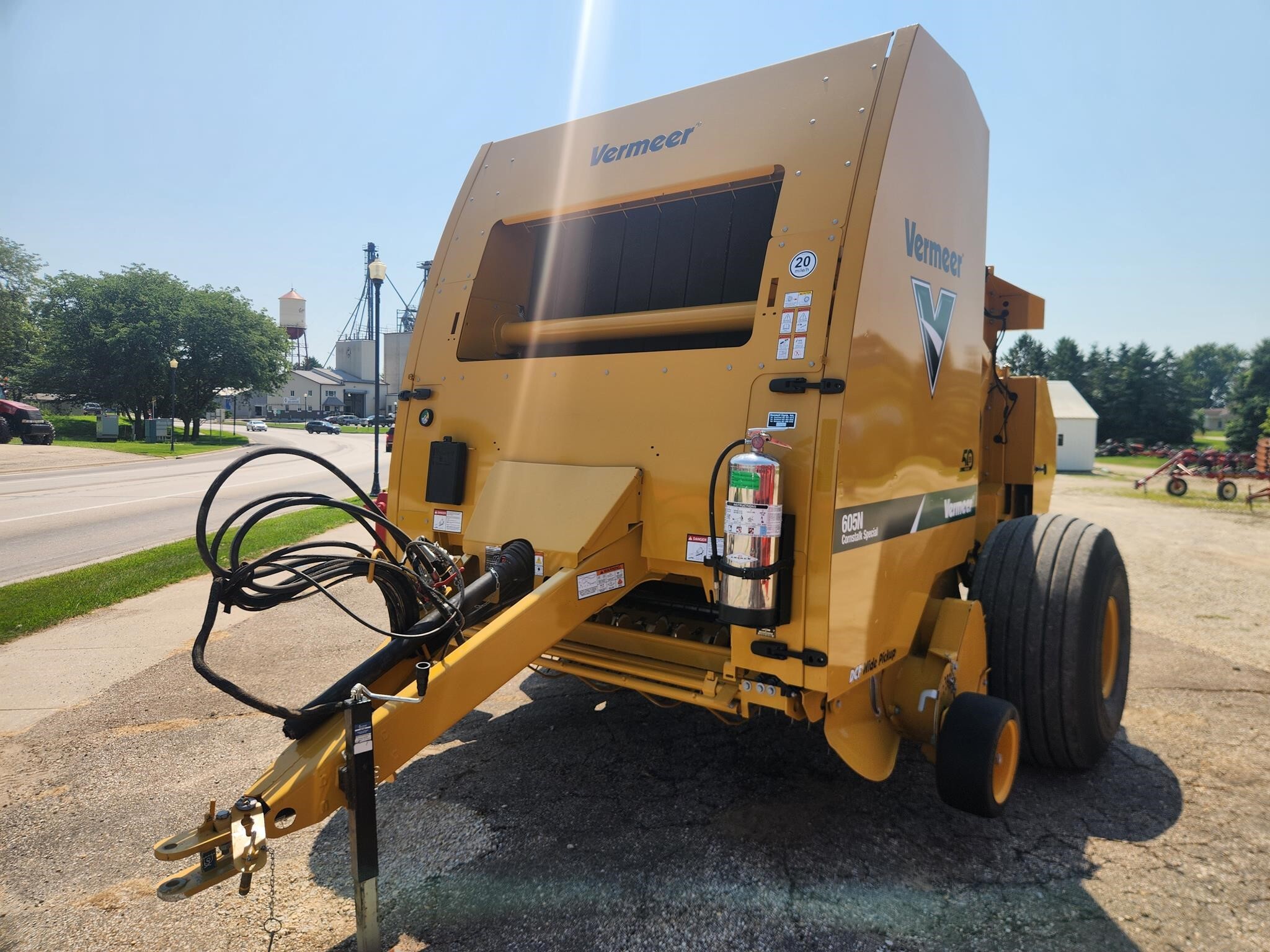 2021 Vermeer 605N Round Baler