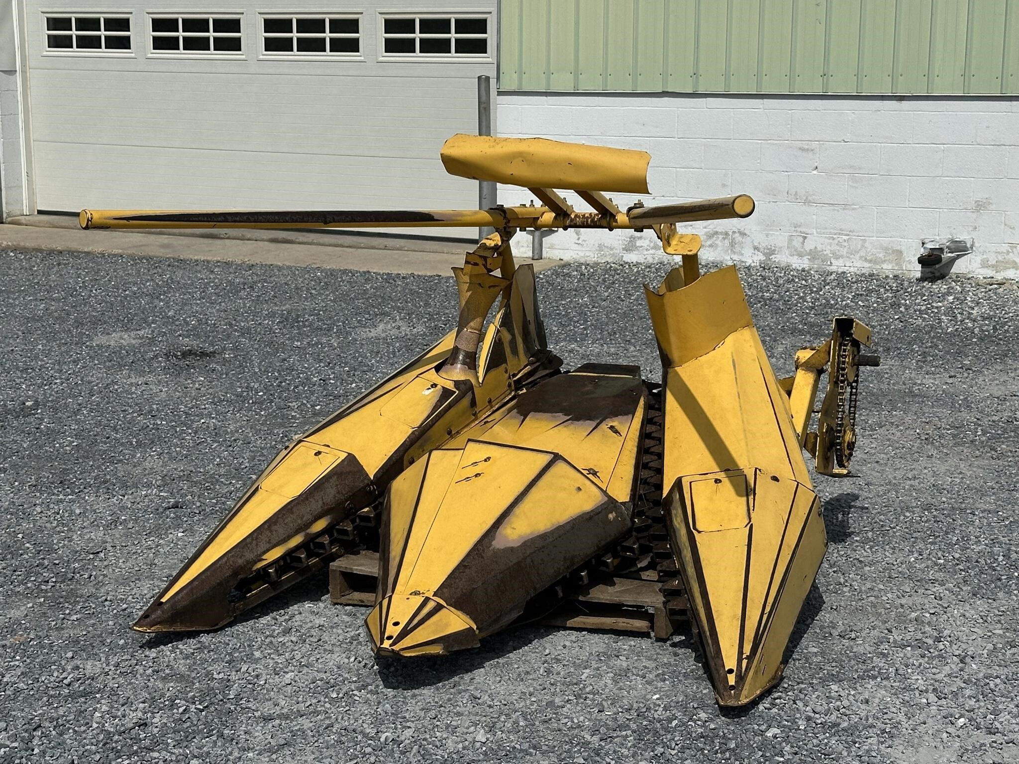 2002 New Holland 824 Pull-Type Forage Harvester